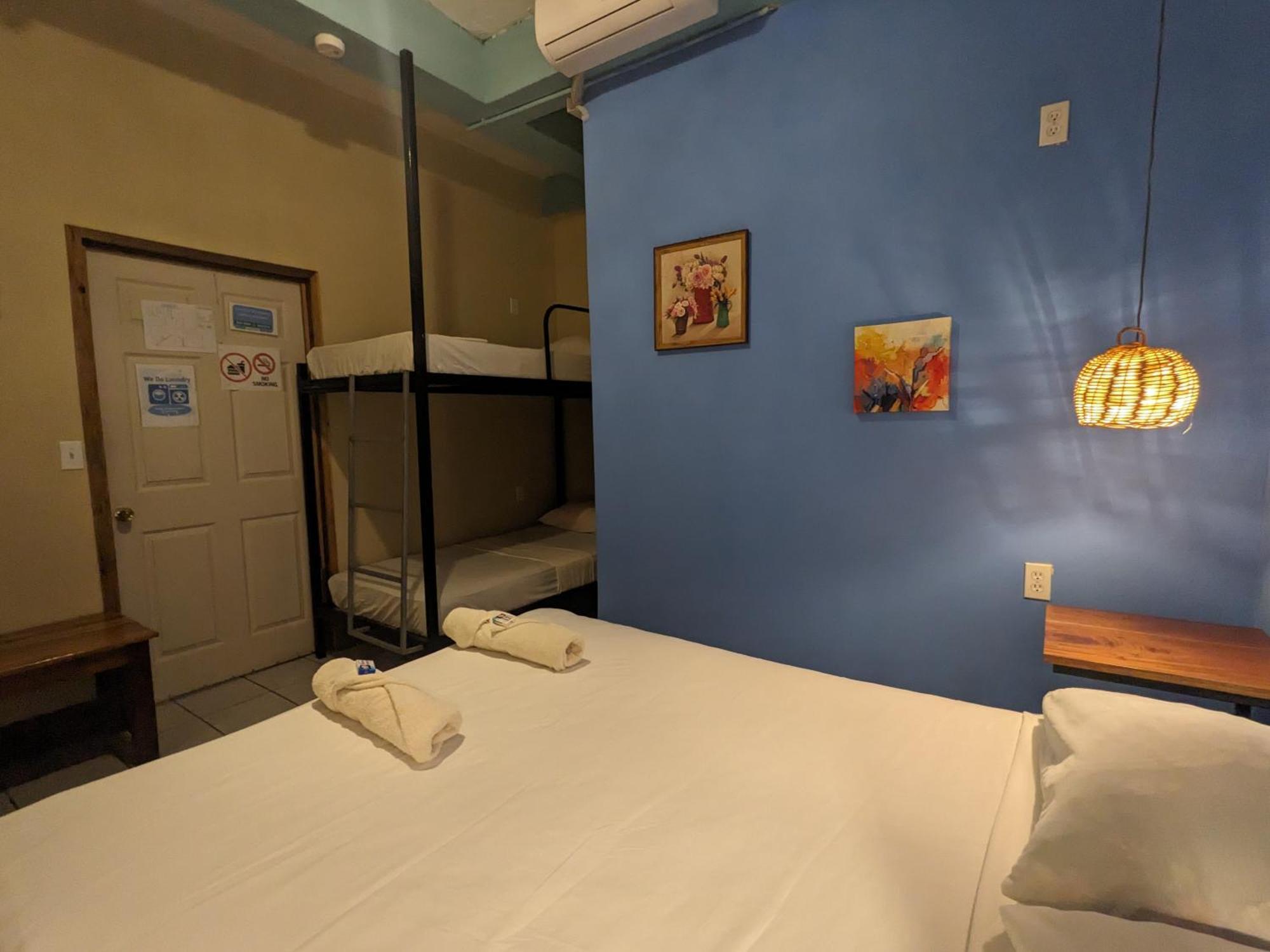 Kawoq Hostel Сан Игнасио Екстериор снимка